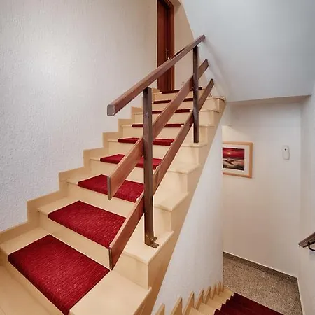 Apartment And Dis *